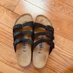 Birkenstock’s size 7